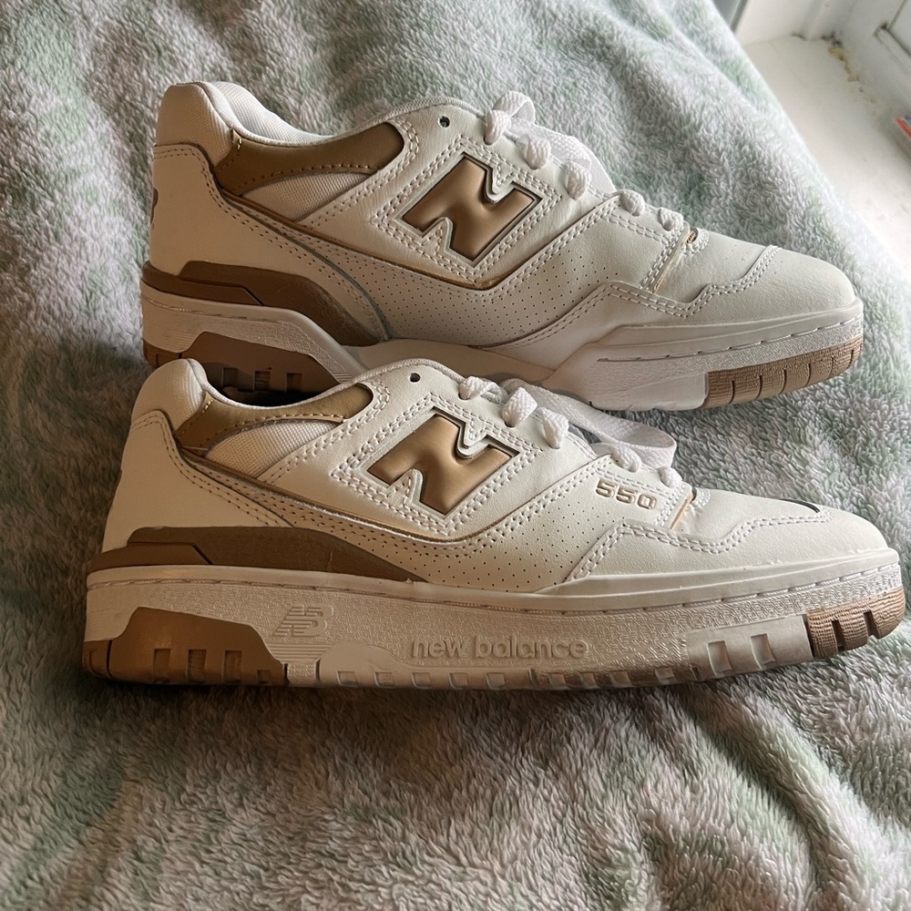 New Balance 550. Brown White.